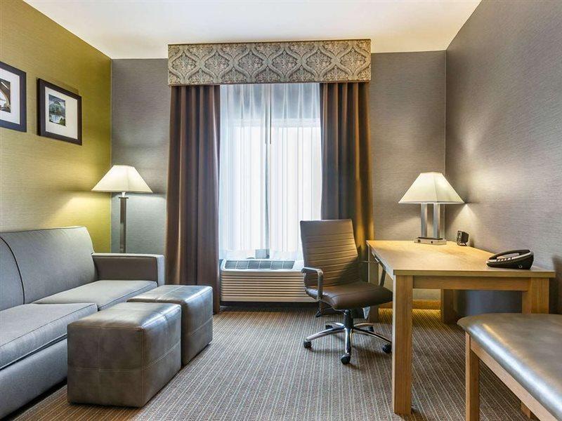 Comfort Suites Southgate-Detroit Esterno foto