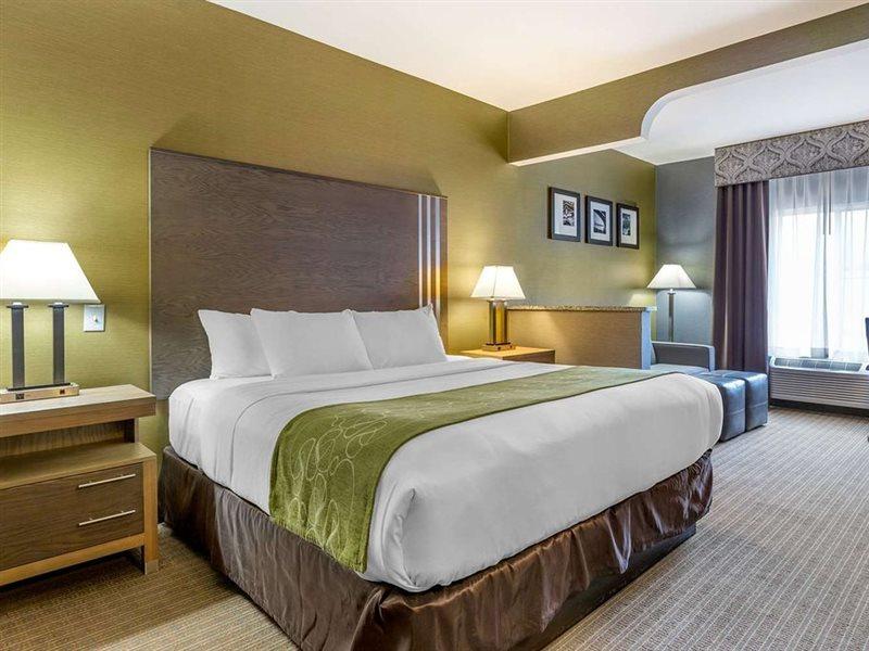 Comfort Suites Southgate-Detroit Esterno foto