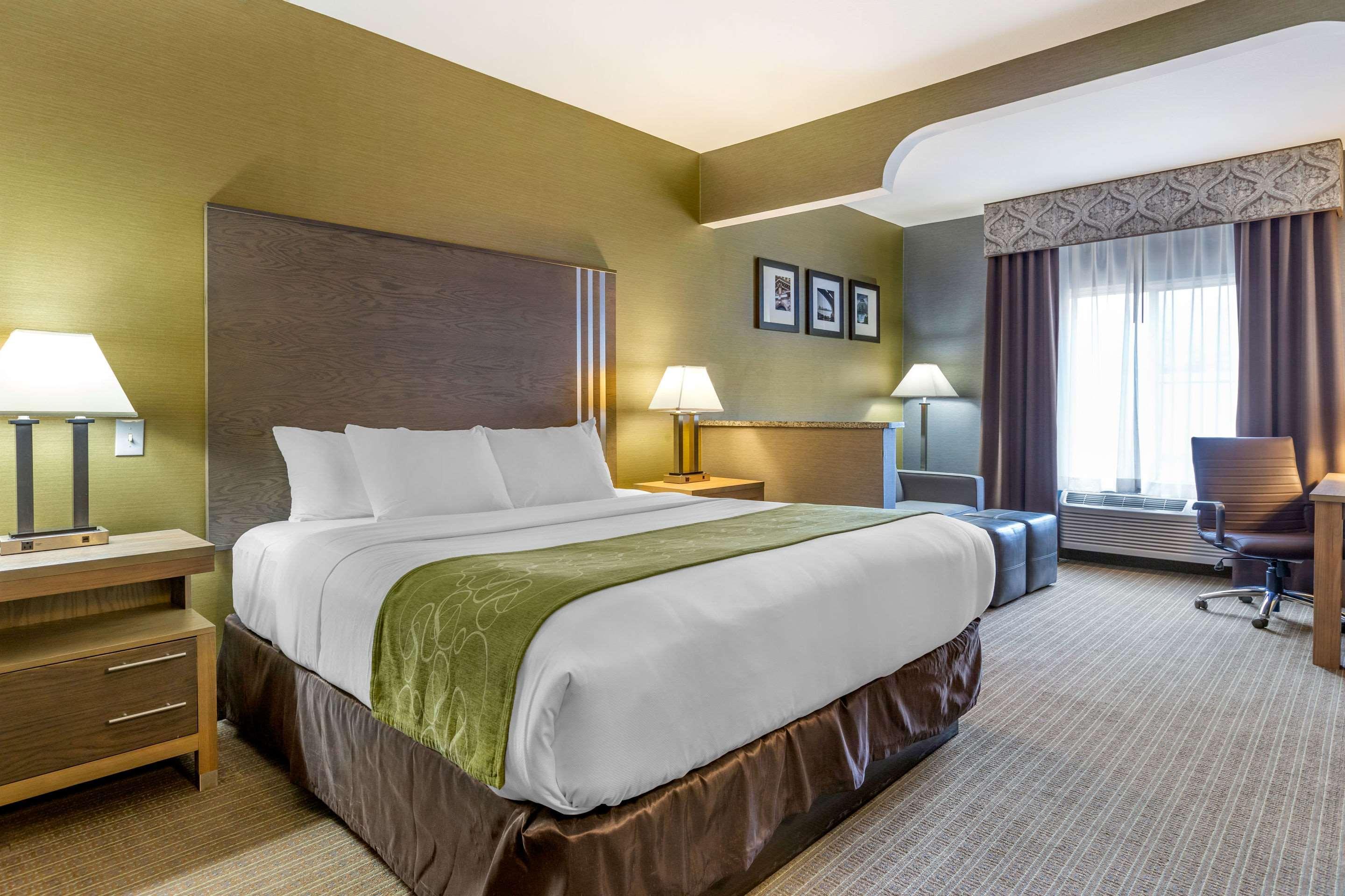 Comfort Suites Southgate-Detroit Esterno foto