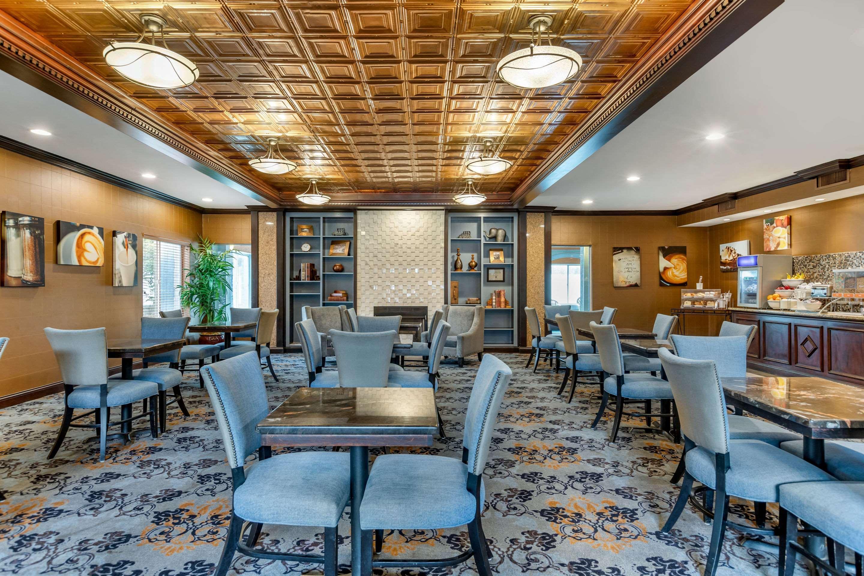 Comfort Suites Southgate-Detroit Esterno foto