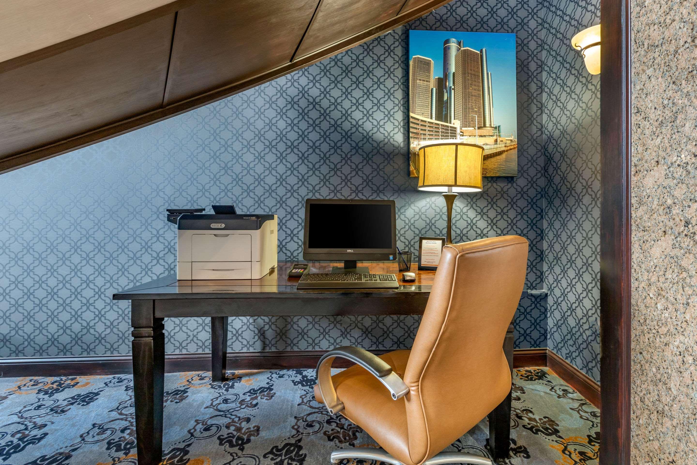 Comfort Suites Southgate-Detroit Esterno foto